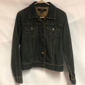 GAP JEAN JACKET SIZE MEDIUM